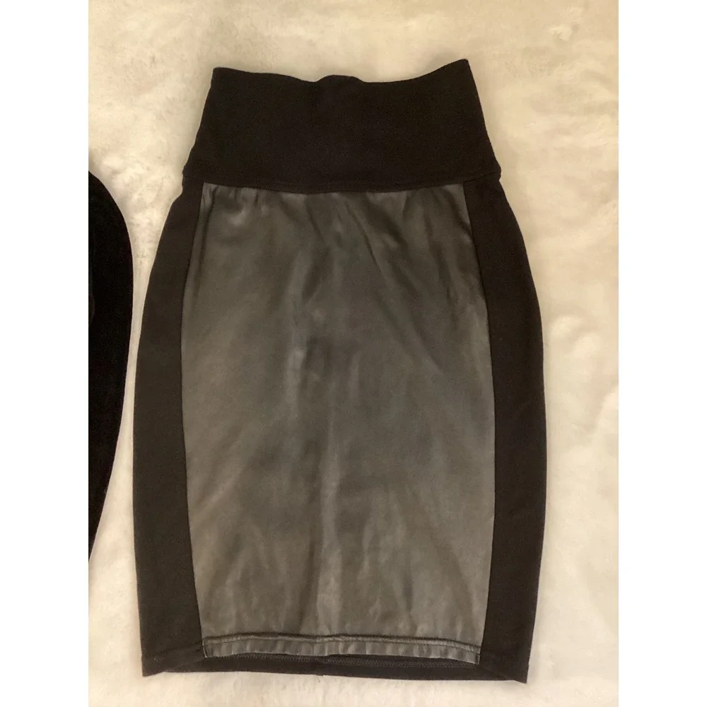 Babaton Wilfred Free Black Velvet Crop Top and Faux‎ Leather Skirt Set XXS XS